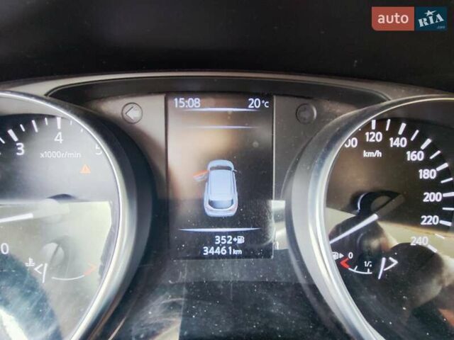 Сірий Ніссан Кашкай, об'ємом двигуна 1.2 л та пробігом 35 тис. км за 16000 $, фото 6 на Automoto.ua