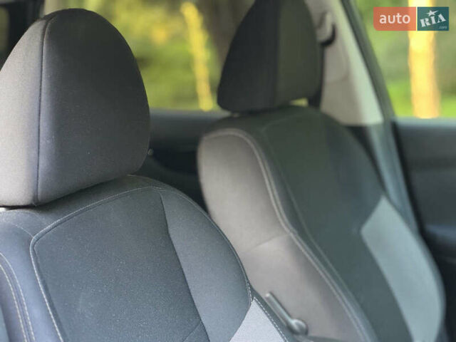 Серый Ниссан Кашкай, объемом двигателя 1.6 л и пробегом 148 тыс. км за 18300 $, фото 24 на Automoto.ua