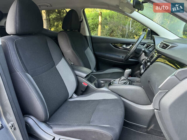 Серый Ниссан Кашкай, объемом двигателя 1.6 л и пробегом 148 тыс. км за 18300 $, фото 22 на Automoto.ua