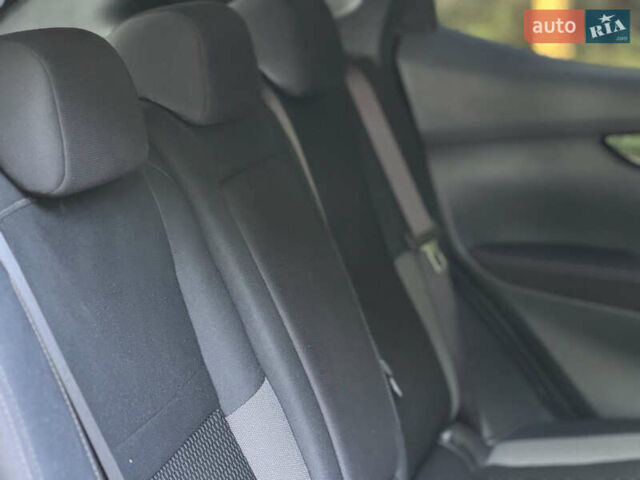 Серый Ниссан Кашкай, объемом двигателя 1.6 л и пробегом 148 тыс. км за 18300 $, фото 27 на Automoto.ua