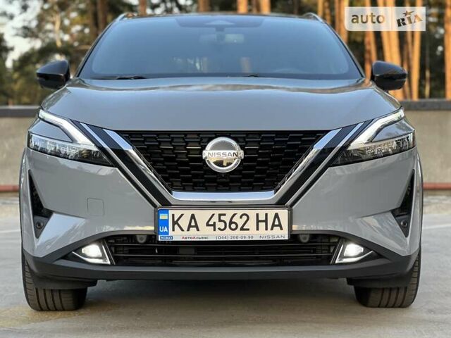 Сірий Ніссан Кашкай, об'ємом двигуна 1.33 л та пробігом 32 тис. км за 29999 $, фото 5 на Automoto.ua