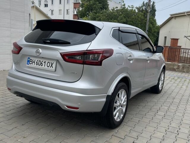 Серый Ниссан Кашкай, объемом двигателя 2 л и пробегом 45 тыс. км за 16500 $, фото 6 на Automoto.ua