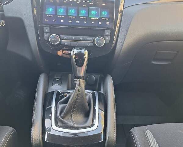 Сірий Ніссан Кашкай, об'ємом двигуна 2 л та пробігом 57 тис. км за 22500 $, фото 4 на Automoto.ua