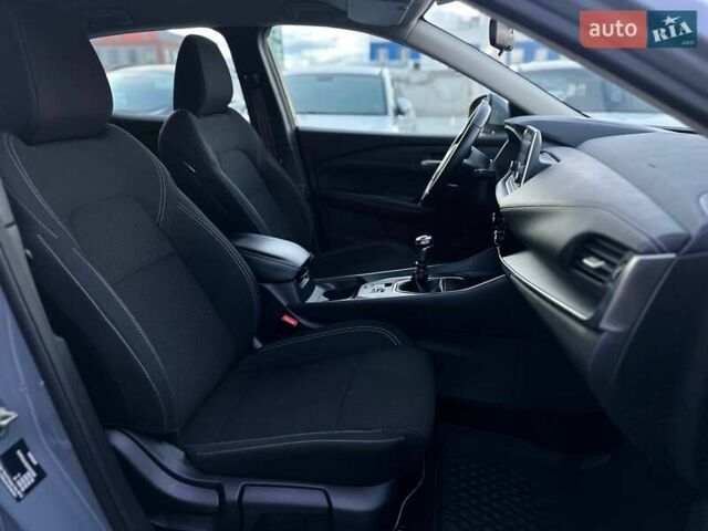 Сірий Ніссан Кашкай, об'ємом двигуна 1.33 л та пробігом 56 тис. км за 21990 $, фото 14 на Automoto.ua
