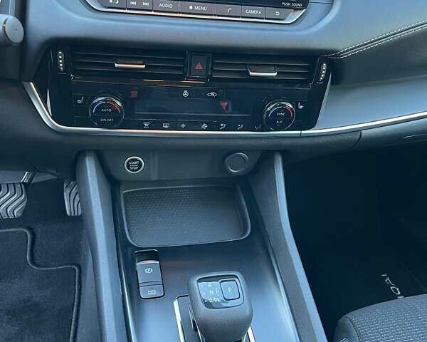 Серый Ниссан Кашкай, объемом двигателя 1.33 л и пробегом 23 тыс. км за 26900 $, фото 19 на Automoto.ua