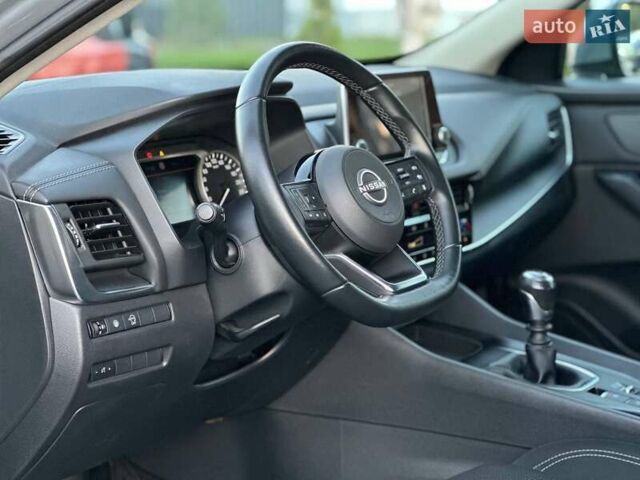 Сірий Ніссан Кашкай, об'ємом двигуна 1.33 л та пробігом 56 тис. км за 21990 $, фото 13 на Automoto.ua