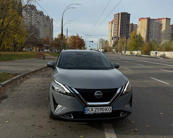 Серый Ниссан Кашкай, объемом двигателя 1.33 л и пробегом 16 тыс. км за 30500 $, фото 2 на Automoto.ua