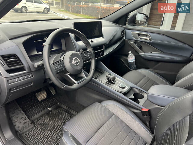 Сірий Ніссан Кашкай, об'ємом двигуна 1.33 л та пробігом 8 тис. км за 30499 $, фото 20 на Automoto.ua