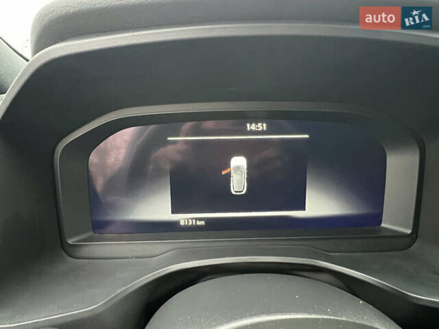 Сірий Ніссан Кашкай, об'ємом двигуна 1.33 л та пробігом 8 тис. км за 30499 $, фото 31 на Automoto.ua