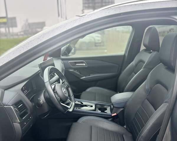 Серый Ниссан Кашкай, объемом двигателя 1.5 л и пробегом 7 тыс. км за 34852 $, фото 3 на Automoto.ua