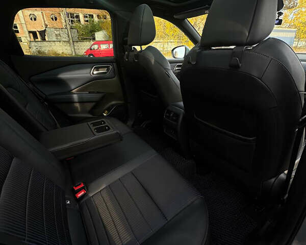 Серый Ниссан Кашкай, объемом двигателя 1.33 л и пробегом 16 тыс. км за 30500 $, фото 15 на Automoto.ua