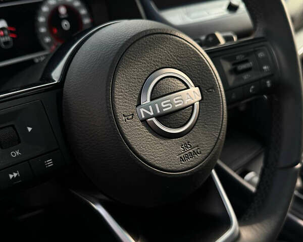 Серый Ниссан Кашкай, объемом двигателя 1.33 л и пробегом 16 тыс. км за 30500 $, фото 9 на Automoto.ua