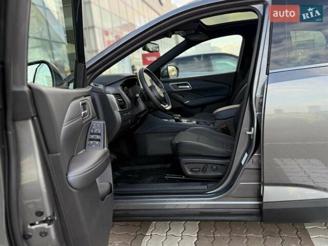 Серый Ниссан Кашкай, объемом двигателя 1.33 л и пробегом 13 тыс. км за 30789 $, фото 7 на Automoto.ua