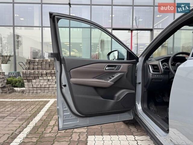 Серый Ниссан Кашкай, объемом двигателя 1.33 л и пробегом 19 тыс. км за 33269 $, фото 12 на Automoto.ua