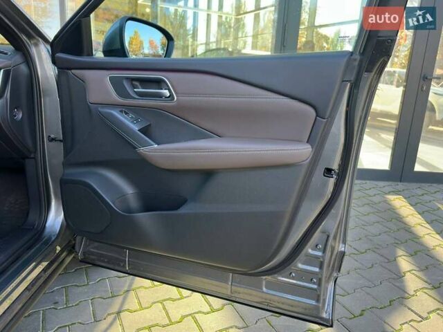 Серый Ниссан Кашкай, объемом двигателя 1.33 л и пробегом 12 тыс. км за 32599 $, фото 12 на Automoto.ua