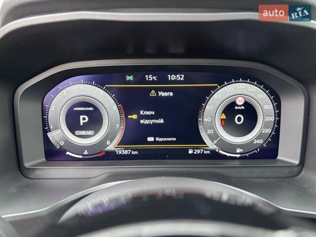 Серый Ниссан Кашкай, объемом двигателя 1.33 л и пробегом 19 тыс. км за 33269 $, фото 19 на Automoto.ua