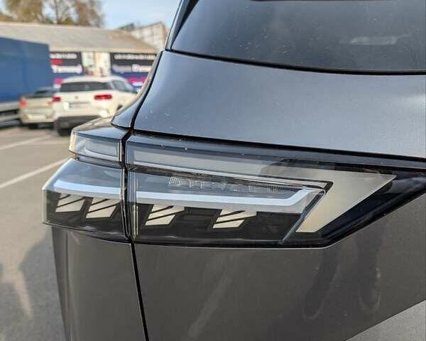 Серый Ниссан Кашкай, объемом двигателя 1.33 л и пробегом 13 тыс. км за 31900 $, фото 9 на Automoto.ua