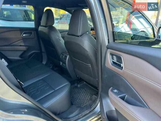 Серый Ниссан Кашкай, объемом двигателя 1.33 л и пробегом 12 тыс. км за 32599 $, фото 15 на Automoto.ua