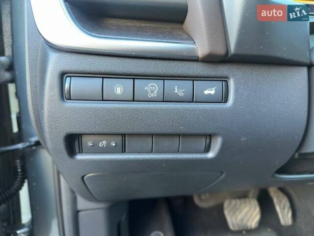 Серый Ниссан Кашкай, объемом двигателя 1.33 л и пробегом 12 тыс. км за 32599 $, фото 25 на Automoto.ua