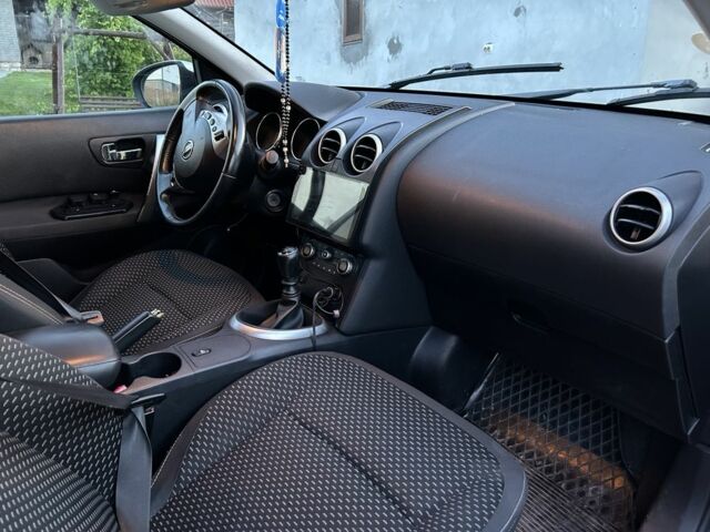 Серый Ниссан Кашкай, объемом двигателя 1.5 л и пробегом 270 тыс. км за 7200 $, фото 10 на Automoto.ua