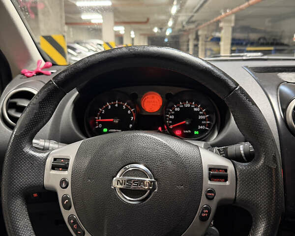 Синий Ниссан Кашкай, объемом двигателя 1.6 л и пробегом 270 тыс. км за 7100 $, фото 19 на Automoto.ua