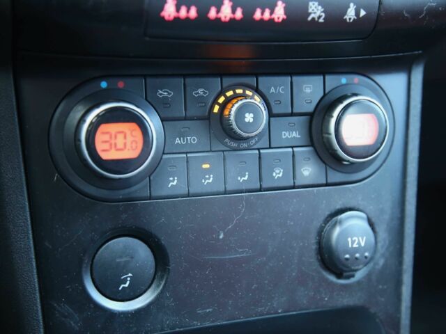 Синий Ниссан Кашкай, объемом двигателя 1.6 л и пробегом 169 тыс. км за 7500 $, фото 14 на Automoto.ua