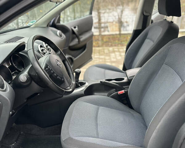 Синий Ниссан Кашкай, объемом двигателя 1.6 л и пробегом 199 тыс. км за 7950 $, фото 29 на Automoto.ua