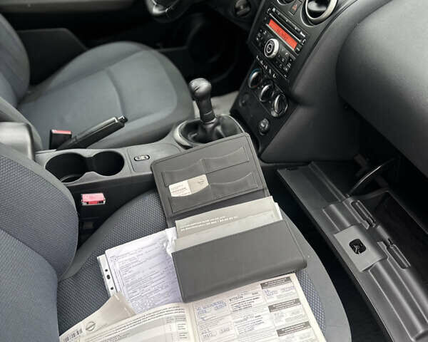 Синий Ниссан Кашкай, объемом двигателя 1.6 л и пробегом 199 тыс. км за 7950 $, фото 46 на Automoto.ua