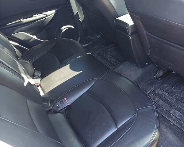 Синий Ниссан Кашкай, объемом двигателя 2 л и пробегом 263 тыс. км за 9500 $, фото 3 на Automoto.ua