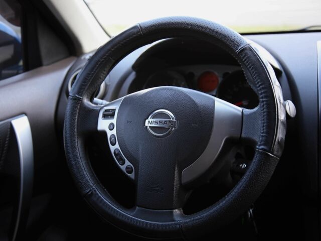 Синий Ниссан Кашкай, объемом двигателя 1.6 л и пробегом 169 тыс. км за 7500 $, фото 11 на Automoto.ua