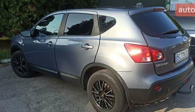 Синий Ниссан Кашкай, объемом двигателя 2 л и пробегом 222 тыс. км за 10800 $, фото 47 на Automoto.ua