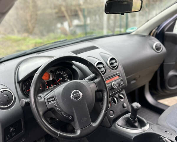 Синий Ниссан Кашкай, объемом двигателя 1.6 л и пробегом 199 тыс. км за 7950 $, фото 30 на Automoto.ua