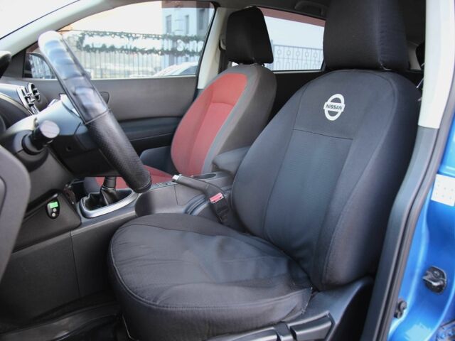 Синий Ниссан Кашкай, объемом двигателя 1.6 л и пробегом 169 тыс. км за 7500 $, фото 5 на Automoto.ua