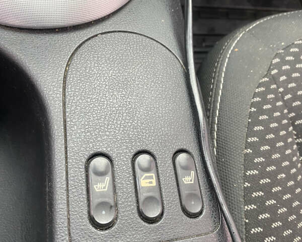 Синий Ниссан Кашкай, объемом двигателя 1.46 л и пробегом 250 тыс. км за 7150 $, фото 12 на Automoto.ua