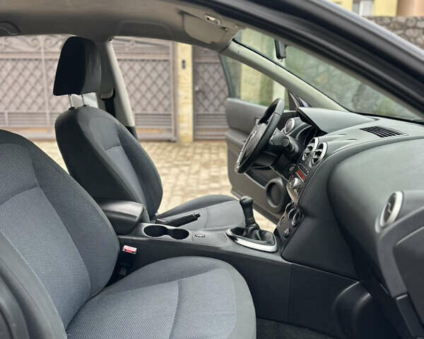 Синий Ниссан Кашкай, объемом двигателя 1.6 л и пробегом 199 тыс. км за 7950 $, фото 34 на Automoto.ua