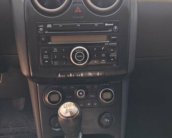 Синій Ніссан Кашкай, об'ємом двигуна 2 л та пробігом 248 тис. км за 8250 $, фото 15 на Automoto.ua