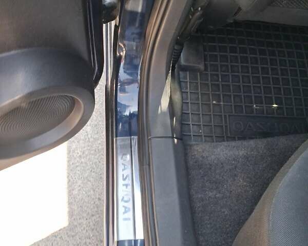 Синій Ніссан Кашкай, об'ємом двигуна 2 л та пробігом 248 тис. км за 8250 $, фото 33 на Automoto.ua