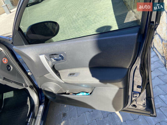 Синій Ніссан Кашкай, об'ємом двигуна 1.5 л та пробігом 258 тис. км за 7800 $, фото 25 на Automoto.ua