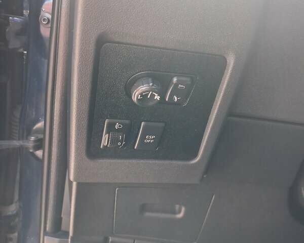 Синій Ніссан Кашкай, об'ємом двигуна 2 л та пробігом 248 тис. км за 8250 $, фото 13 на Automoto.ua