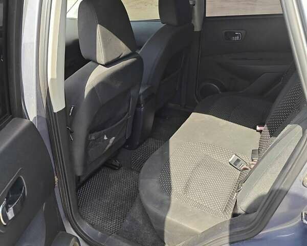 Синий Ниссан Кашкай, объемом двигателя 1.46 л и пробегом 174 тыс. км за 9500 $, фото 7 на Automoto.ua