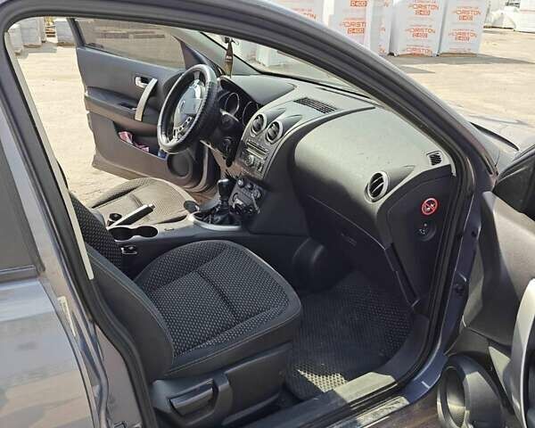 Синий Ниссан Кашкай, объемом двигателя 1.46 л и пробегом 174 тыс. км за 9500 $, фото 11 на Automoto.ua