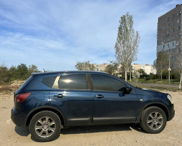 Синий Ниссан Кашкай, объемом двигателя 2 л и пробегом 201 тыс. км за 8800 $, фото 10 на Automoto.ua