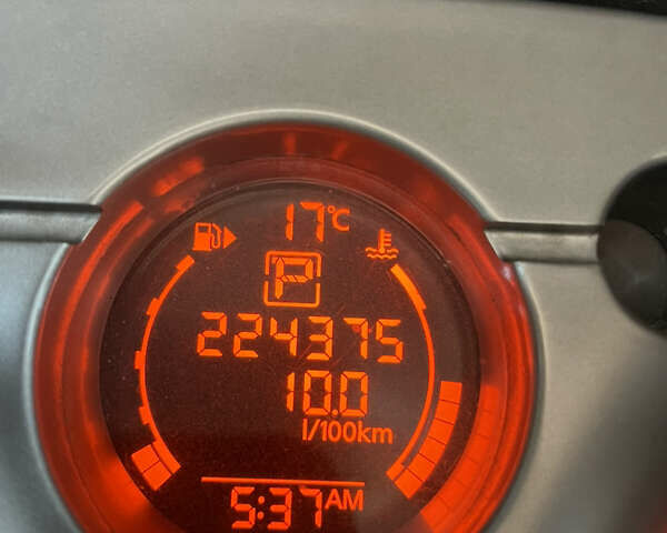 Синий Ниссан Кашкай, объемом двигателя 2 л и пробегом 224 тыс. км за 8000 $, фото 4 на Automoto.ua