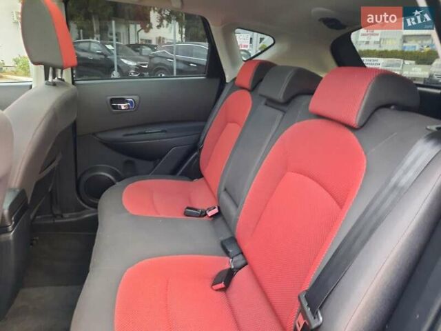 Синий Ниссан Кашкай, объемом двигателя 1.6 л и пробегом 217 тыс. км за 8400 $, фото 52 на Automoto.ua