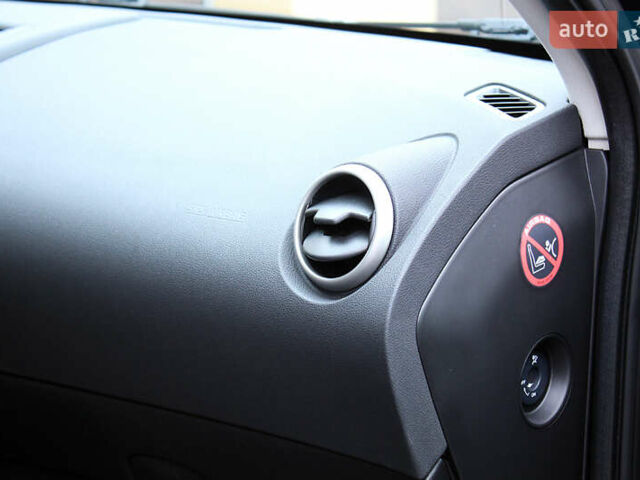 Синий Ниссан Кашкай, объемом двигателя 1.5 л и пробегом 178 тыс. км за 9800 $, фото 17 на Automoto.ua