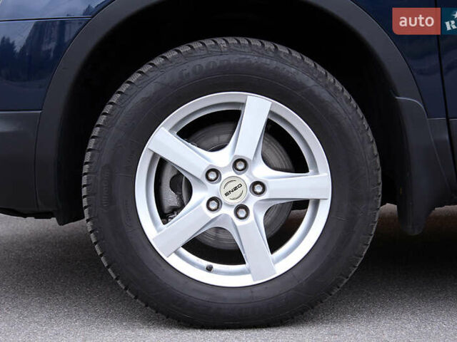 Синий Ниссан Кашкай, объемом двигателя 1.5 л и пробегом 178 тыс. км за 9800 $, фото 6 на Automoto.ua