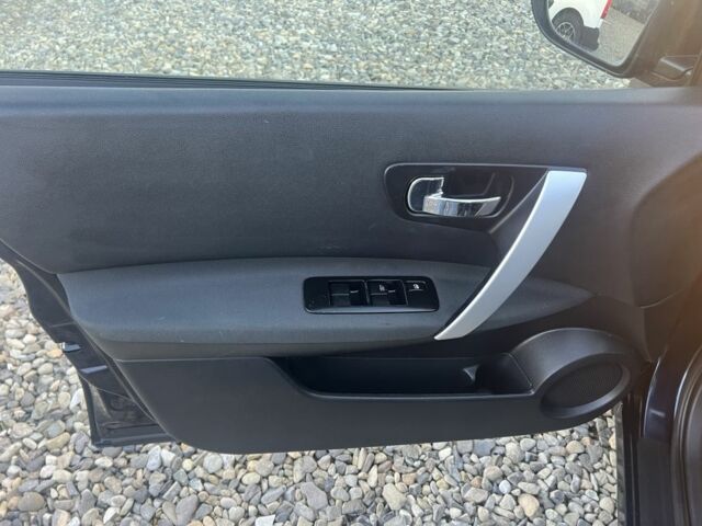 Синий Ниссан Кашкай, объемом двигателя 1.5 л и пробегом 201 тыс. км за 10499 $, фото 6 на Automoto.ua