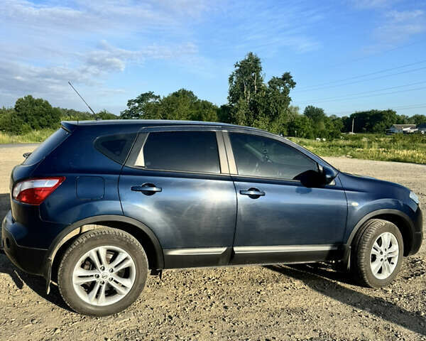 Синий Ниссан Кашкай, объемом двигателя 1.46 л и пробегом 325 тыс. км за 10200 $, фото 3 на Automoto.ua