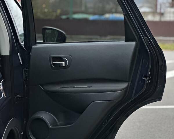 Синій Ніссан Кашкай, об'ємом двигуна 2 л та пробігом 239 тис. км за 11200 $, фото 44 на Automoto.ua