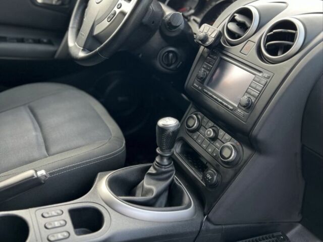 Синій Ніссан Кашкай, об'ємом двигуна 1.5 л та пробігом 189 тис. км за 10899 $, фото 4 на Automoto.ua